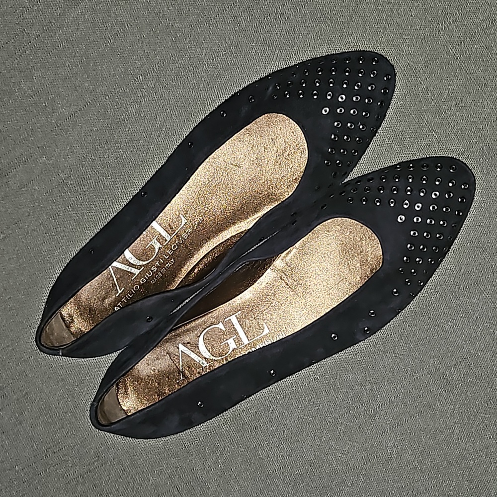 Attilio Guisto Leombruni Studded Leather Flats size 37 Eur./ 6.5 US